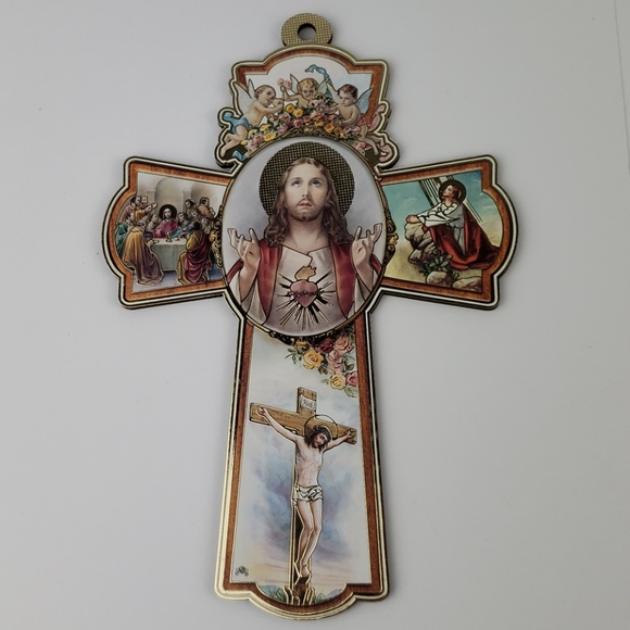 Wall Cross Sacred Heart (NEW ITEM)